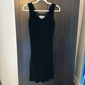 Valerie Stevens Evening Black Velvet Knee Length Dress Small